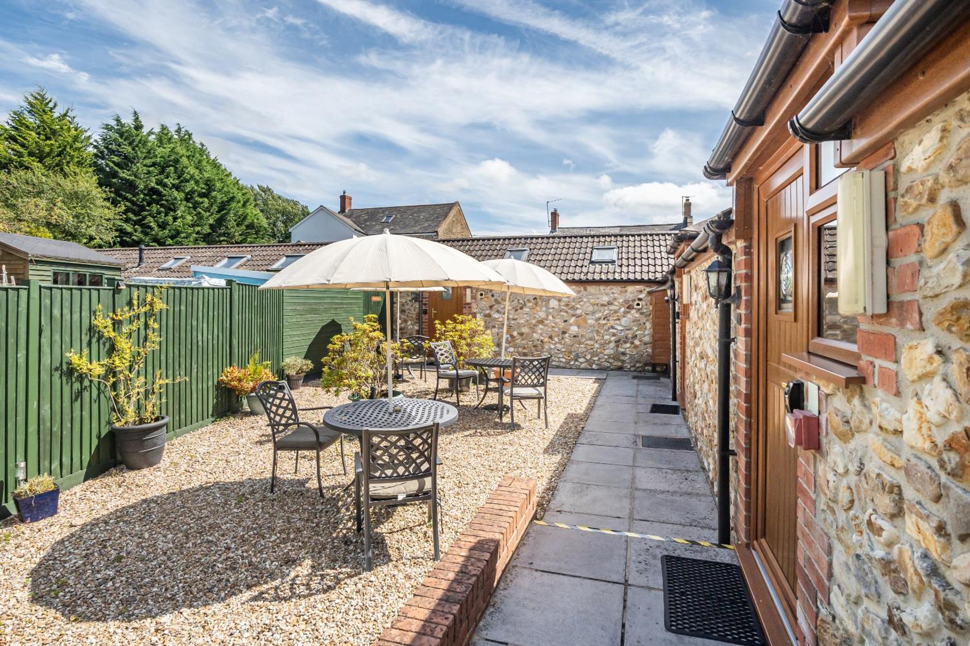 The Golden Fleece Chard Exterior foto